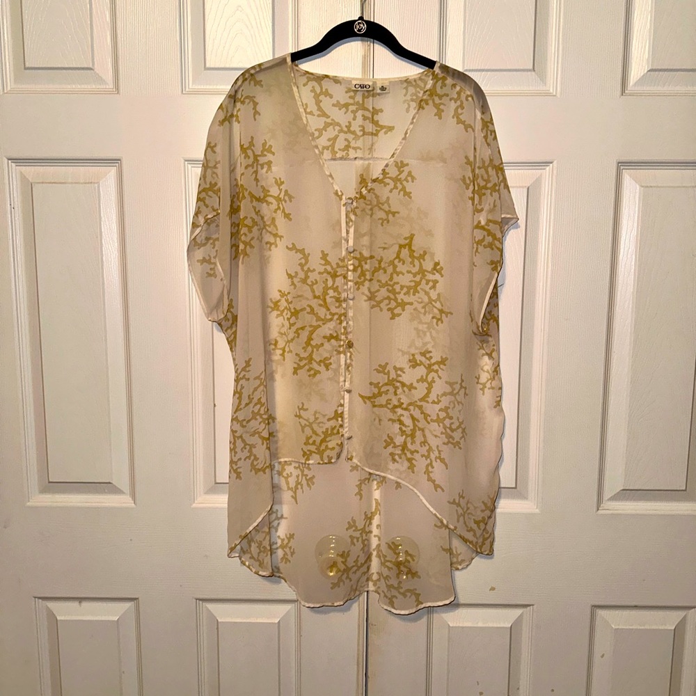 Silky Sheer Top!! Very Cute!!